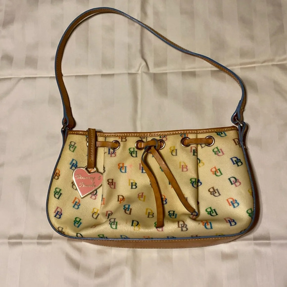 Dooney & Bourke Handbags - Dooney & Bourke small shoulder bag